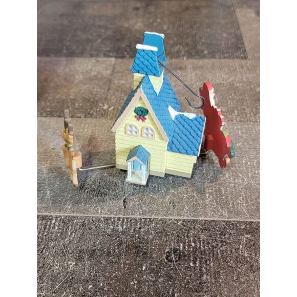 Matrix Industries 1992 house reindeer Santa ornament Xmas decor - Picture 7 of 7